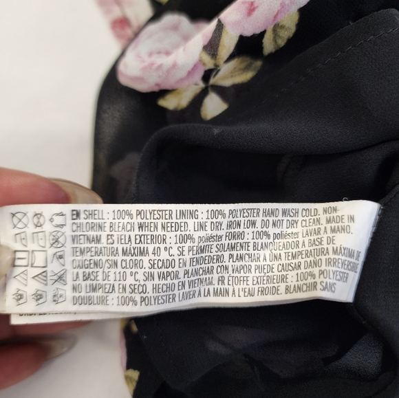 Firever 21 Women's Floral Black and Pink Women's Top Flowy, sz LG - Picture 9 of 11